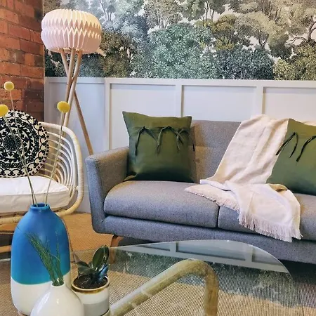 아파트 I Should Cocoa